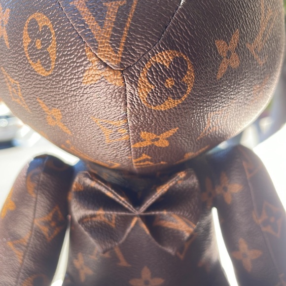 🦄 LOUIS VUITTON Swarovski Crystals Monogram Jeweled LV Bunny LARGE HAPPY EASTER - Picture 7 of 13